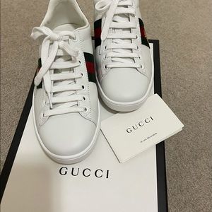 Gucci shoes